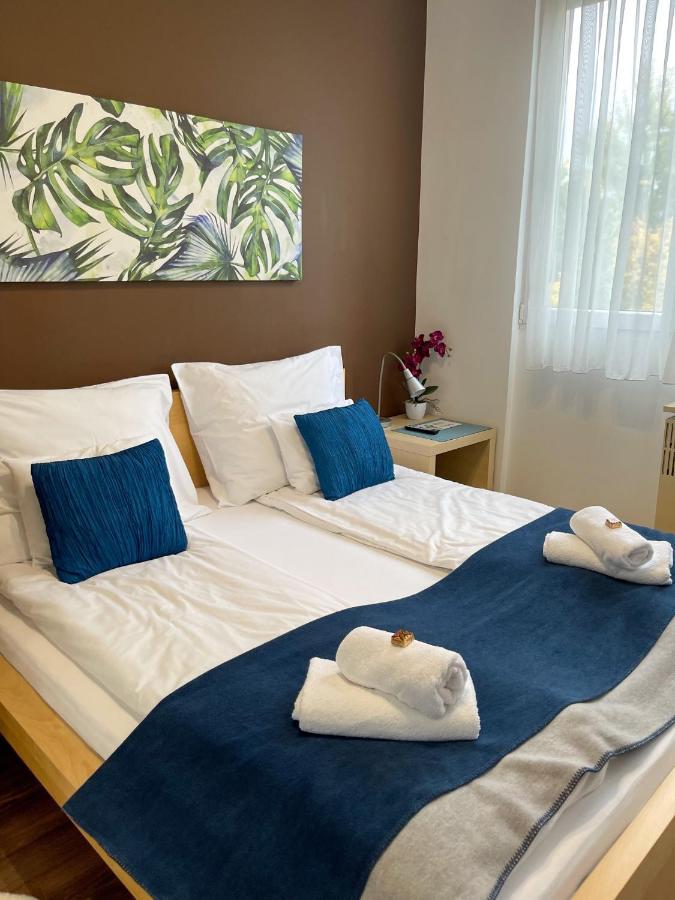 Greatforest Rosehill 1 Apartman Ντέμπρετσεν Εξωτερικό φωτογραφία