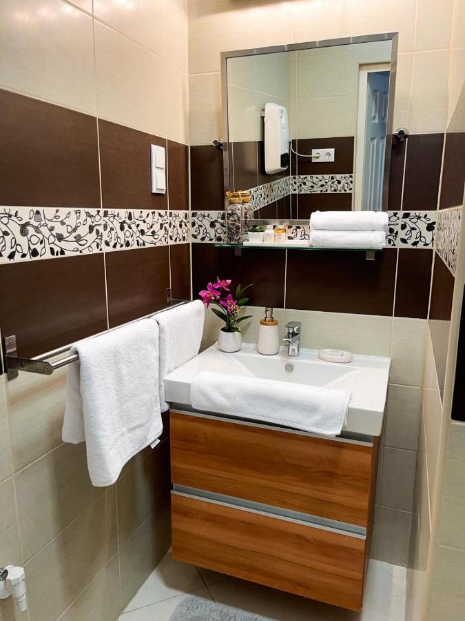Greatforest Rosehill 1 Apartman Ντέμπρετσεν Εξωτερικό φωτογραφία